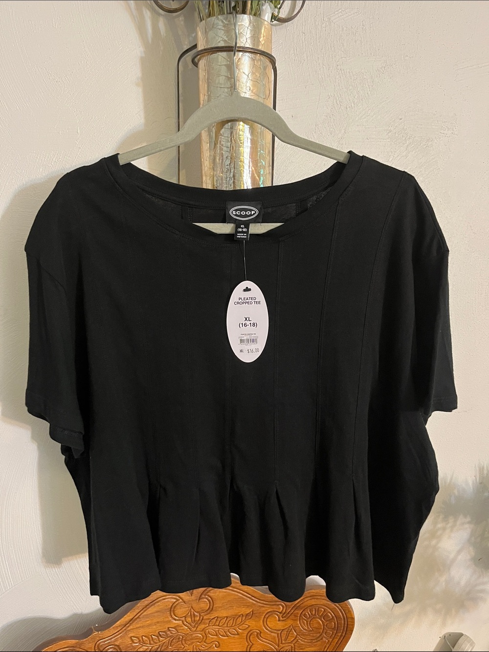 Scoop Black Pleated Crop Top - XL